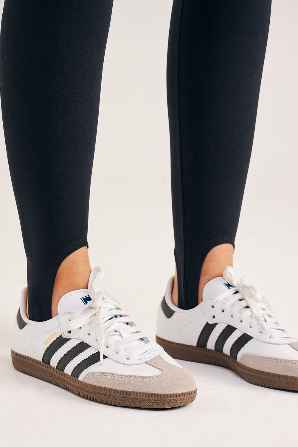 CALCA-LEGGING-COM-PEZINHO