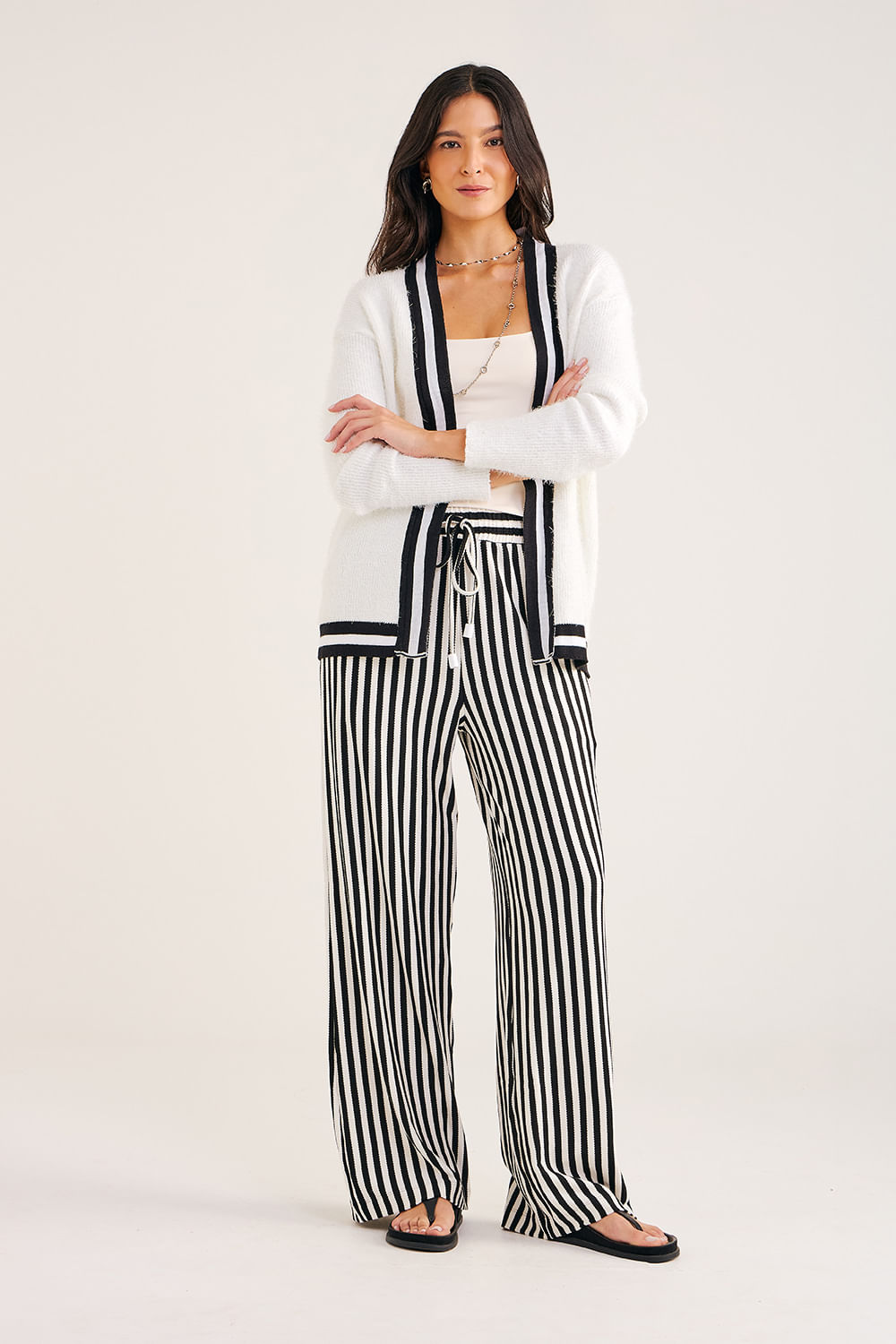 Cardigan-de-Pelinho-Detalhe-Listra