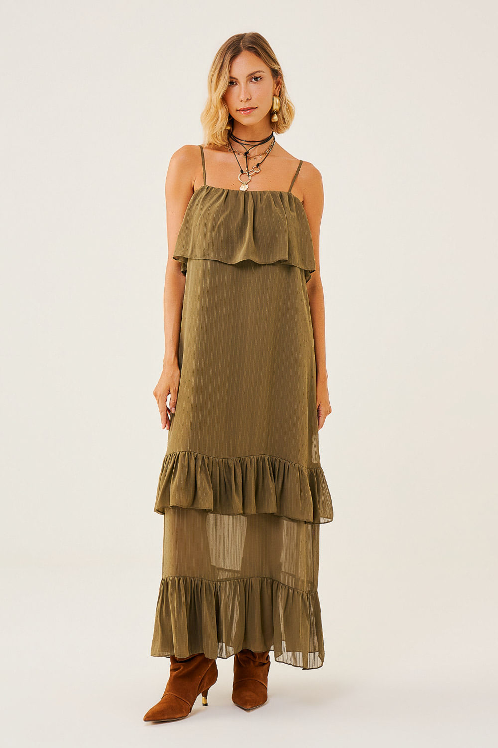 Vestido-Longo-com-Babados-e-Leve-Brilho