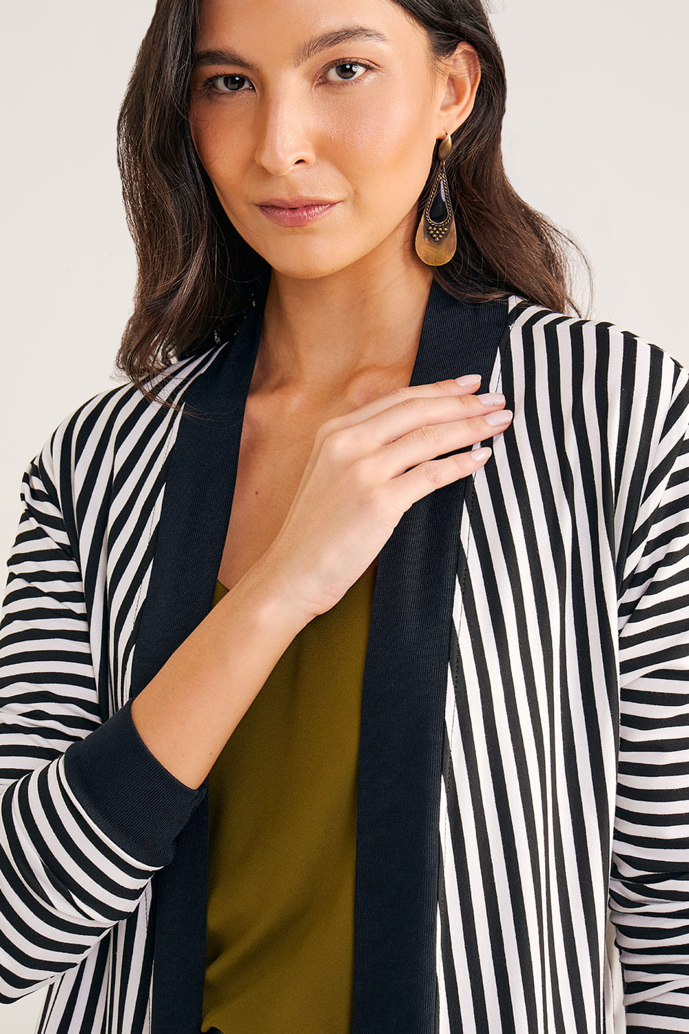 Cardigan-Listra-Alongado