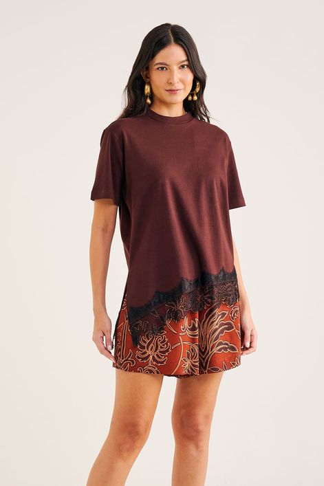T-Shirt-Oversized-com-Barra-em-Renda