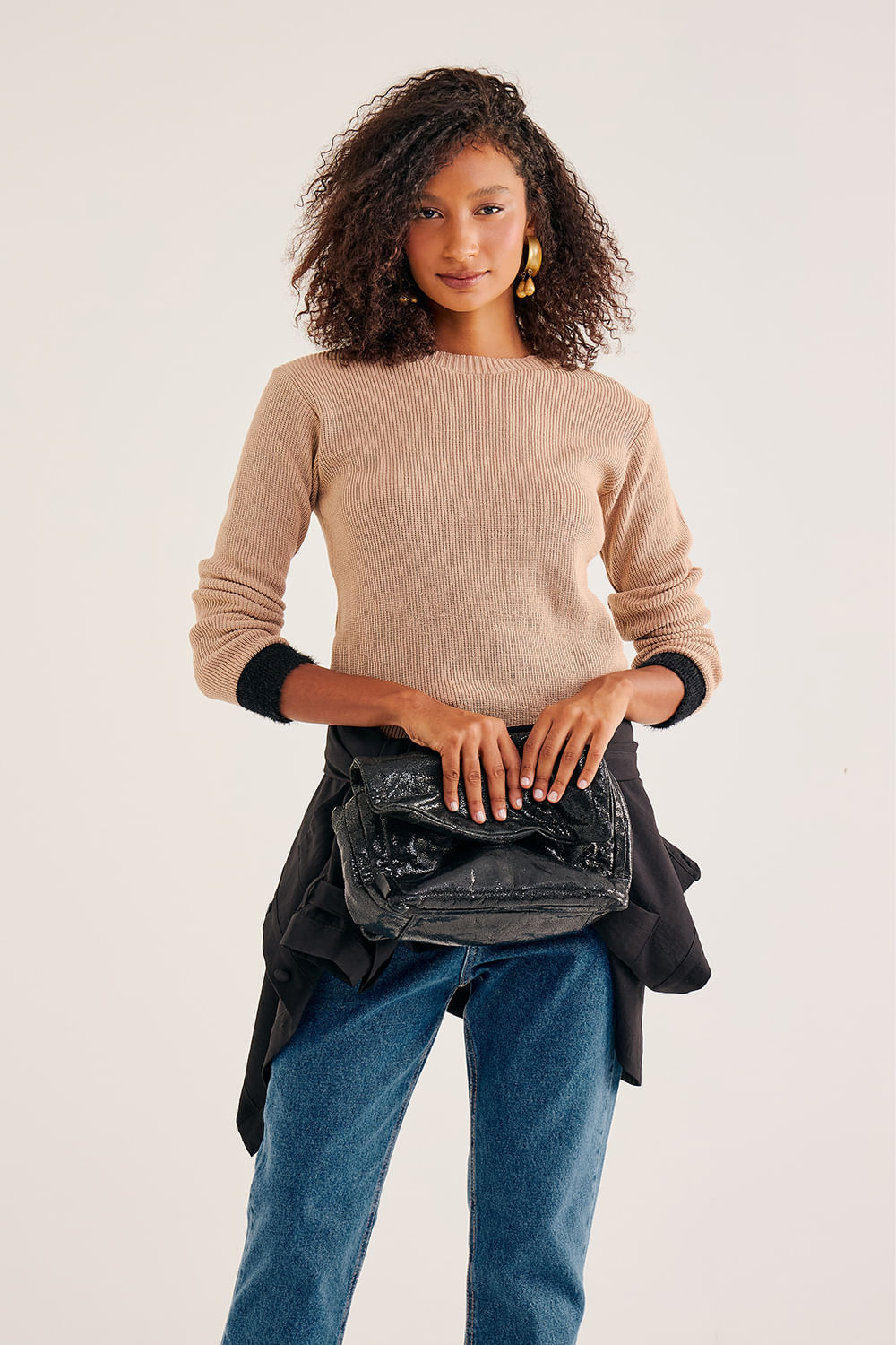 Blusa-com-Detalhe-Barra-e-Punho