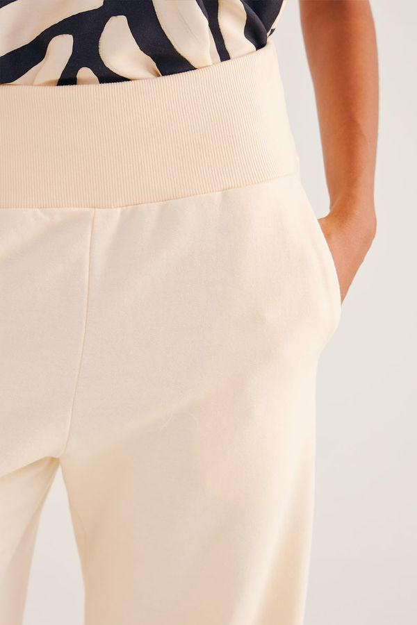 Calca-Pantalona-em-Moleton