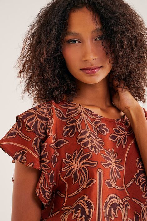 Blusa-com-Manga-Curta