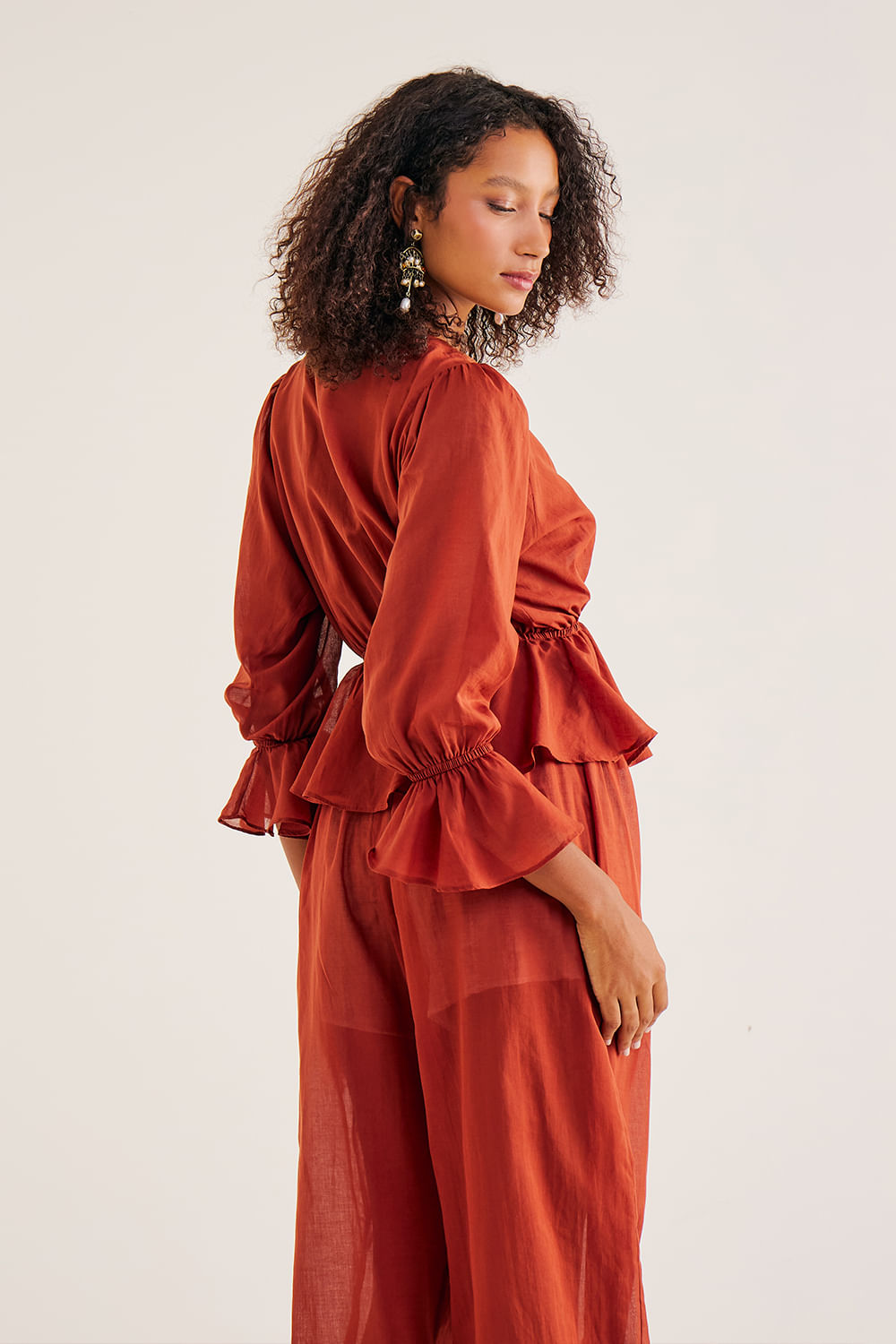 Blusa-Romantica-em-Voil-de-Algodao
