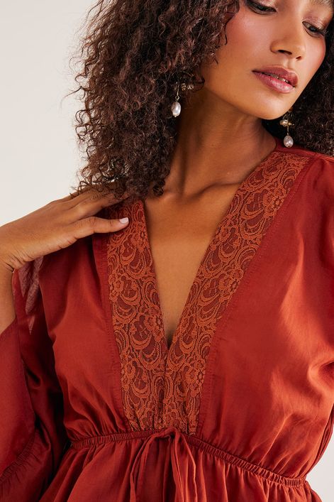 Blusa-Romantica-em-Voil-de-Algodao