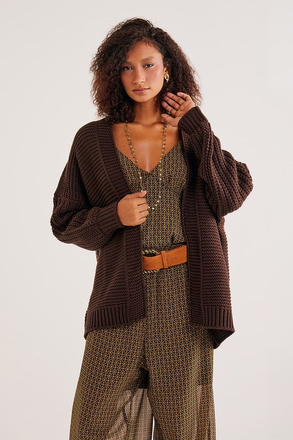 Cardigan-Amplo-Ponto-Largo