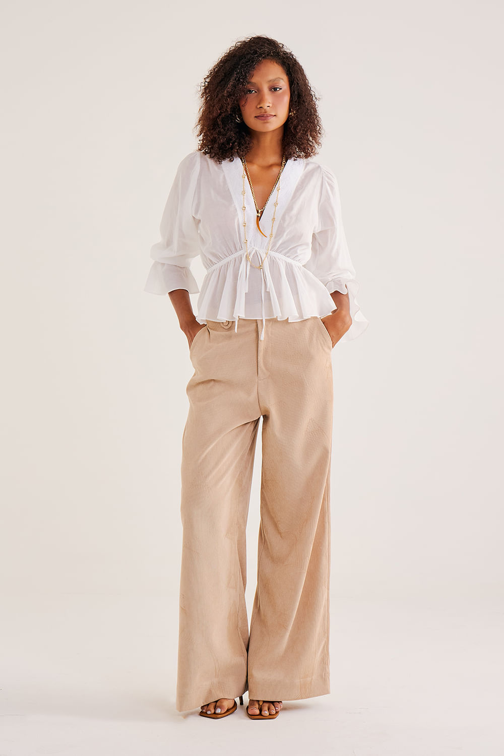 Blusa-Romantica-em-Voil-de-Algodao