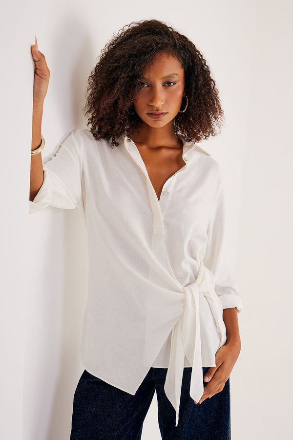 Camisa-com-Laco-Lateral