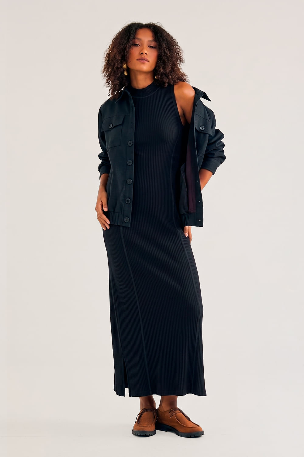 Vestido-Longo-com-Gola