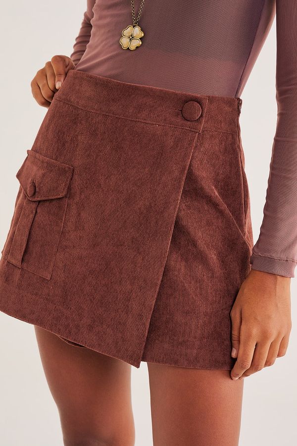 Short-Saia-Cotele