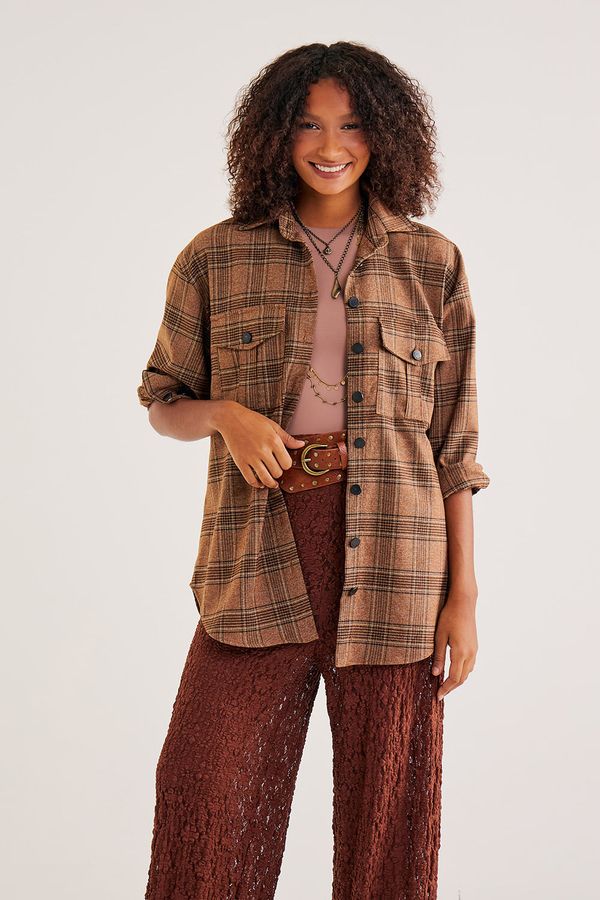 Camisa-Oversized-Xadrez